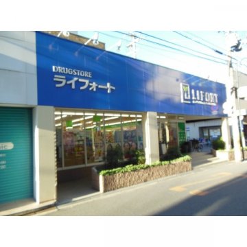 ドラッグストア