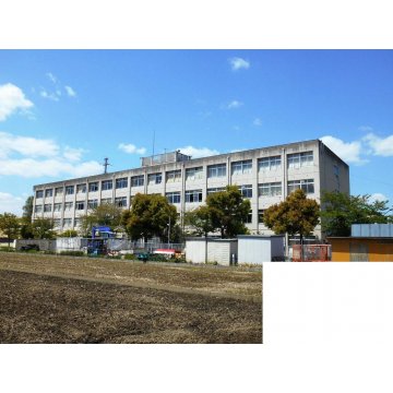 東中学校