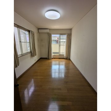 2階東側洋室