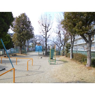マンション内公園