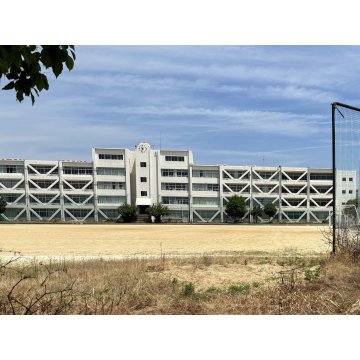 高美中学校