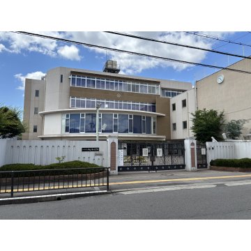南山本小学校