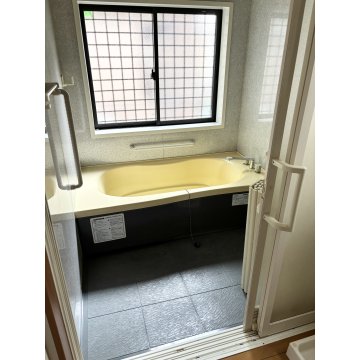 バス