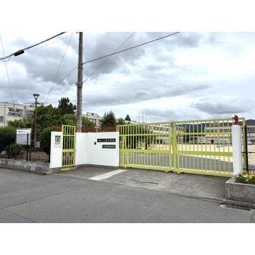 八尾中学校