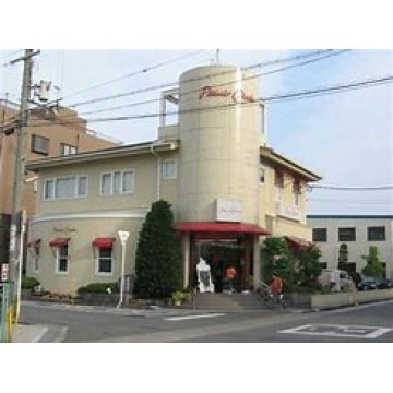 パティシエオカダ
