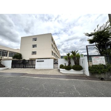 曙川南中学校
